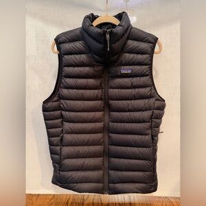 New Patagonia Down Insulated Sweater Vest